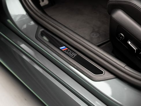 Used 2025 BMW M5 w/ Carbon Package image 62