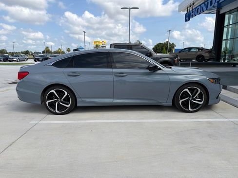 Used 2021 Honda Accord Sport image 4