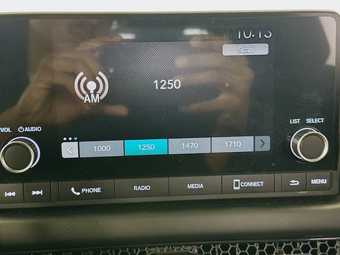 Used 2024 Honda HR-V LX image 19