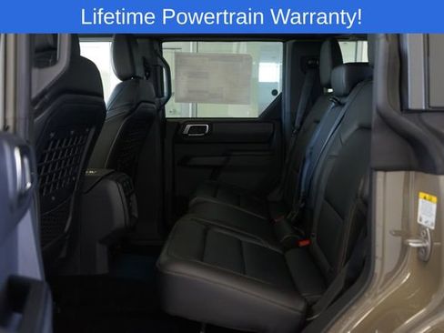 New 2025 Ford Bronco Badlands w/ Sasquatch Package image 29