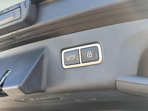 Used 2021 Kia Sorento EX w/ Panoramic Sunroof Package image 23