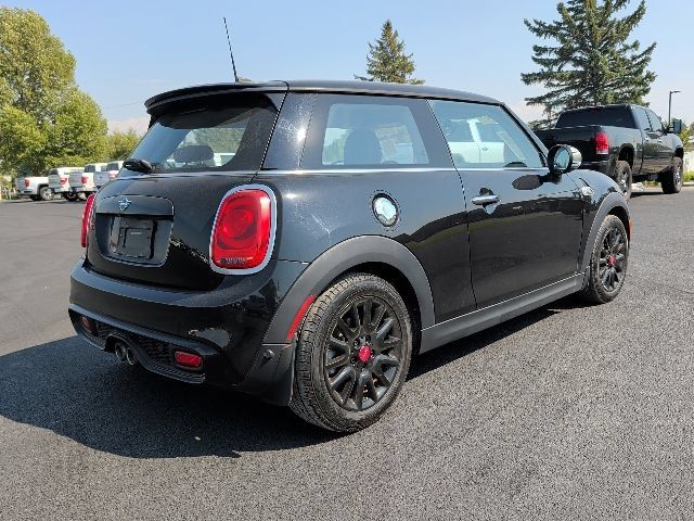 Used 2019 MINI Cooper S FWD image 2