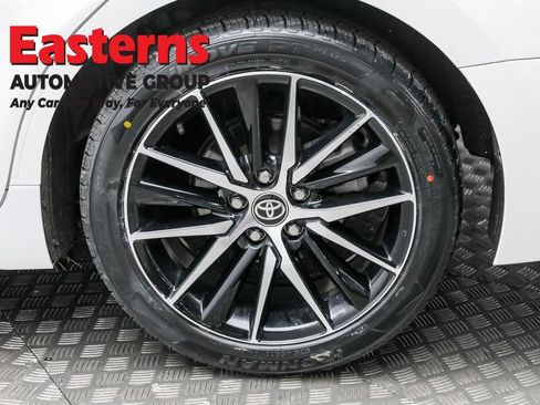 Used 2024 Toyota Camry SE image 8