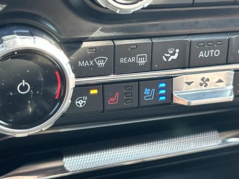 Used 2022 Ford F150 King Ranch w/ Equipment Group 601A High AWD/4WD image 43