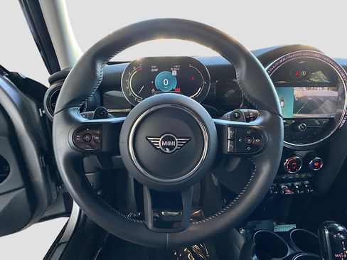 Certified 2023 MINI Cooper S w/ Signature Upholstery Package image 11