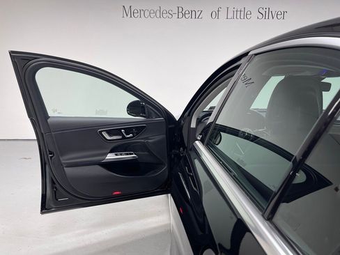 Used 2026 Mercedes-Benz E 350 4MATIC image 17