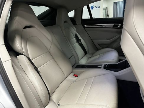 Used 2018 Porsche Panamera 4 w/ Premium Package Plus AWD/4WD image 21