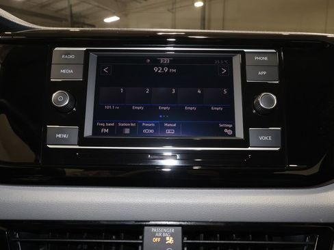 Used 2024 Volkswagen Taos S w/ MDO Package FWD image 12