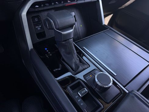 Used 2024 Toyota Tundra Platinum image 20