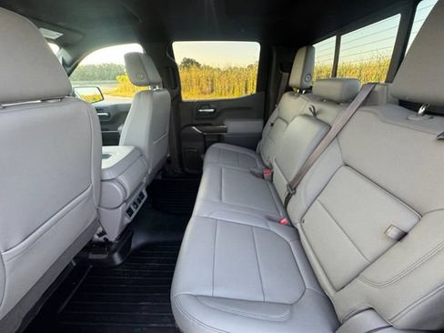 Used 2020 Chevrolet Silverado 1500 LT w/ Texas Edition AWD/4WD image 29
