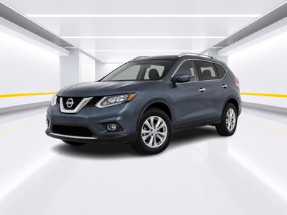 Used 2016 Nissan Rogue SV