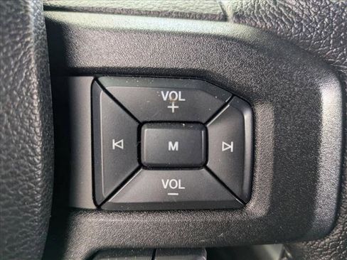 Used 2016 Ford F150 XLT w/ Equipment Group 302A Luxury image 14