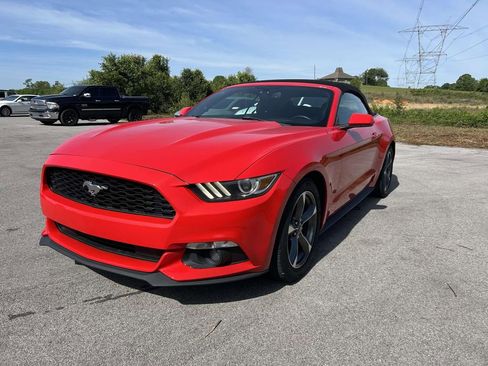 Used 2015 Ford Mustang Convertible w/ Equipment Group 051A RWD image 7
