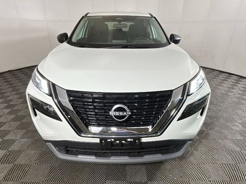 Used 2023 Nissan Rogue S AWD/4WD image 9