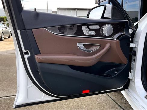 Used 2020 Mercedes-Benz E 350 E 350 image 22