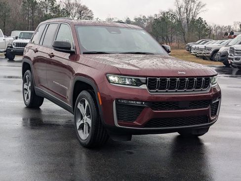 New 2026 Jeep Grand Cherokee Limited image 2