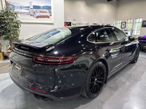 Used 2018 Porsche Panamera 4 AWD/4WD image 3
