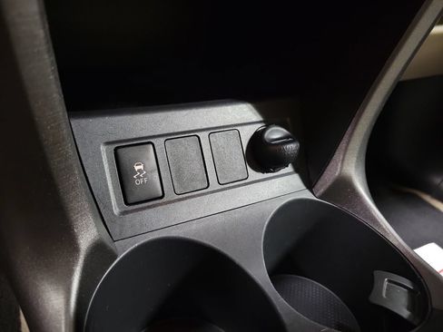 Used 2011 Toyota RAV4 4WD w/ Upgrade Value Pkg image 20