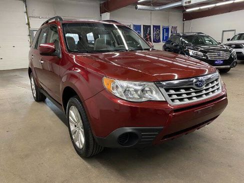 Used 2012 Subaru Forester 2.5X Premium w/ All-Weather Pkg AWD/4WD image 6