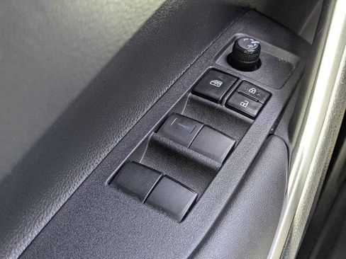 Used 2023 Toyota Corolla Cross AWD Hybrid w/ Moonroof Package image 20
