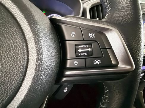 Used 2022 Subaru Ascent Limited w/ Technology Package AWD/4WD image 18