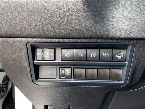 Certified 2025 Toyota Sequoia SR5 AWD/4WD image 33