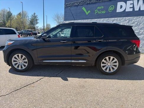 Used 2020 Ford Explorer Limited w/ Class III Trailer Tow Package AWD/4WD image 2