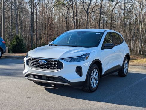 New 2026 Ford Escape Active image 6