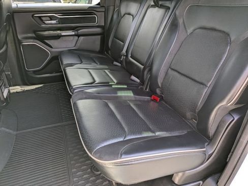 Used 2022 RAM 1500 Laramie AWD/4WD image 32