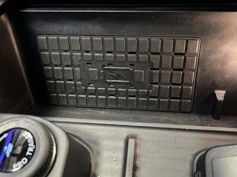 Used 2025 Ford Expedition Max Platinum w/ Platinum Ultimate Package image 27