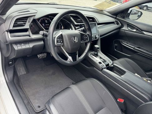 Used 2020 Honda Civic Sport image 13