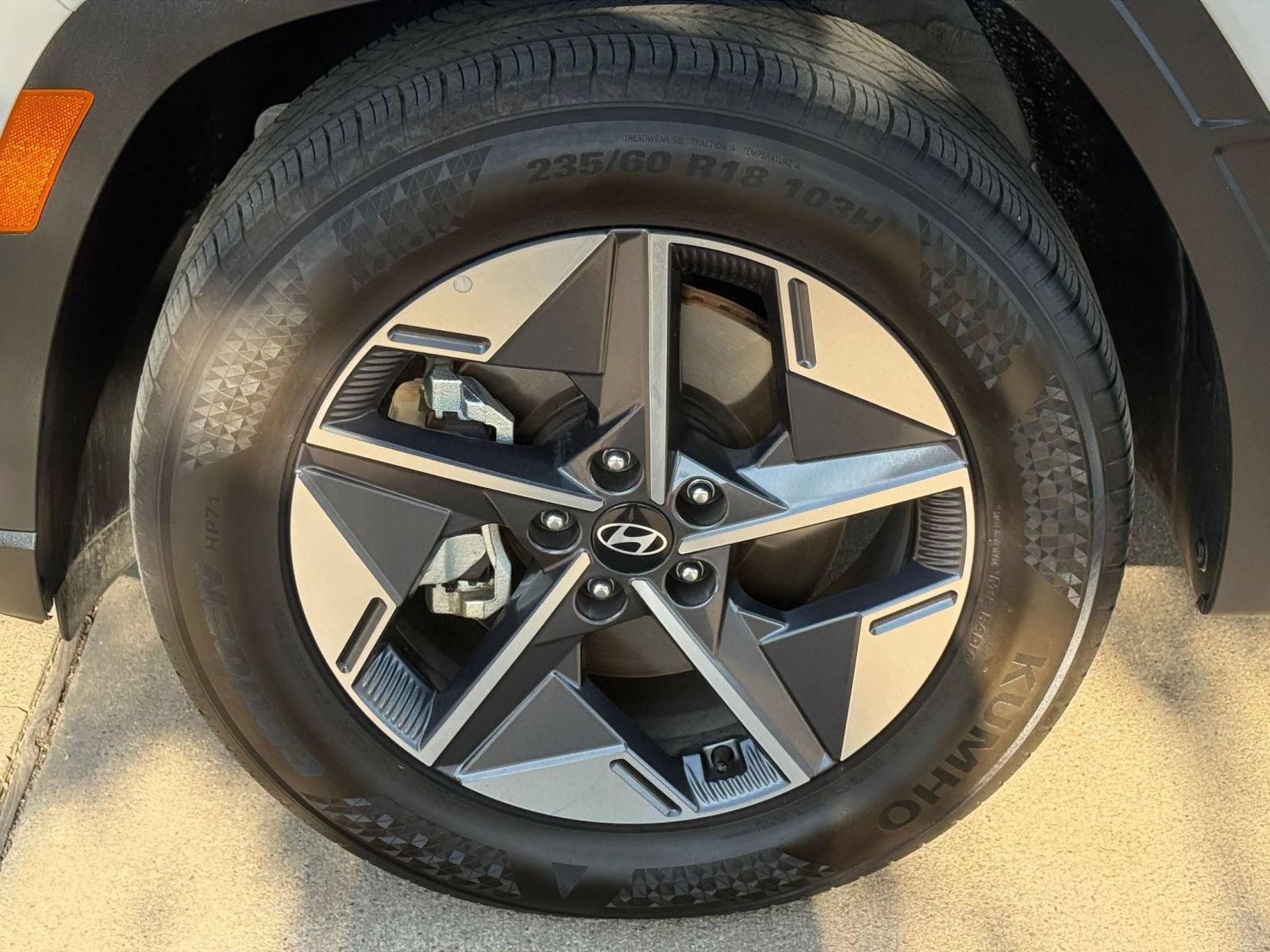 Used 2026 Hyundai Tucson SEL Plus FWD image 32