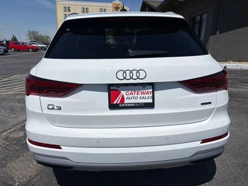 Used 2020 Audi Q3 2.0T Premium w/ Convenience Package image 4