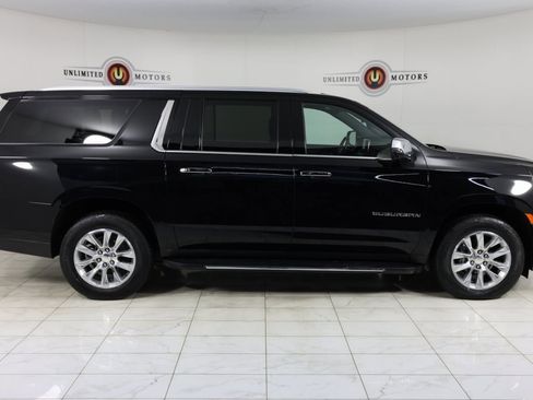 Used 2023 Chevrolet Suburban Premier w/ Advanced Technology Package image 2