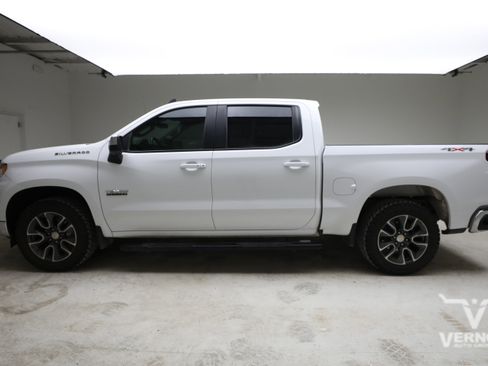 Used 2024 Chevrolet Silverado 1500 LT w/ Texas Edition Plus AWD/4WD image 2
