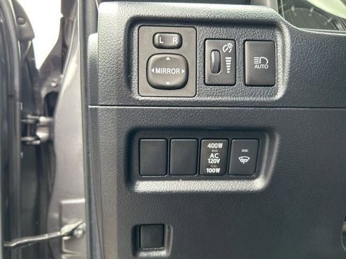 Used 2022 Toyota 4Runner SR5 Premium w/ Moonroof Package AWD/4WD image 20