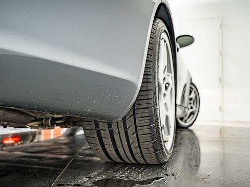 Used 2006 Porsche 911 Carrera S RWD image 55