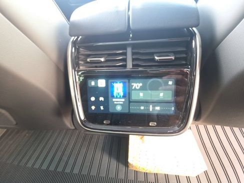 Used 2023 Rivian R1S Adventure AWD/4WD image 26