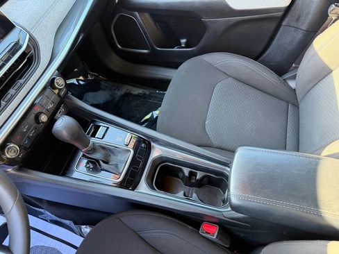 Used 2023 Jeep Compass Sport image 22