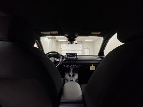 New 2026 Honda HR-V Sport image 16