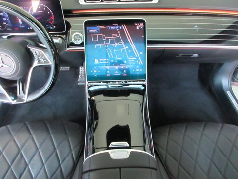 Used 2021 Mercedes-Benz S 580 4MATIC Sedan image 48