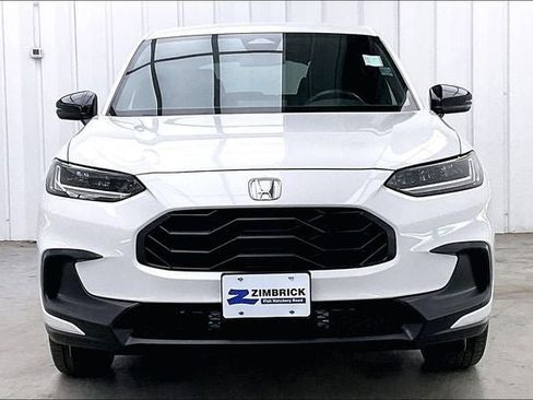Certified 2024 Honda HR-V Sport image 3