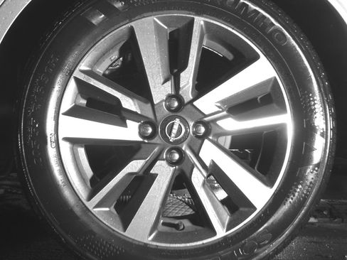 Used 2025 Nissan Versa SV image 14