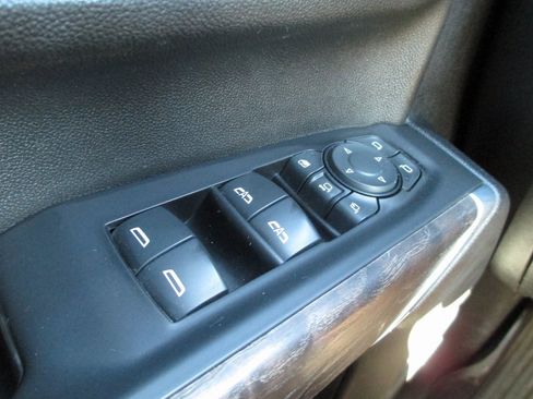 Used 2021 GMC Sierra 3500 Denali w/ Denali Black Diamond Edition image 32