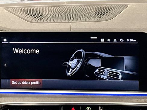 Used 2022 BMW X5 xDrive40i w/ Premium Package AWD/4WD image 12