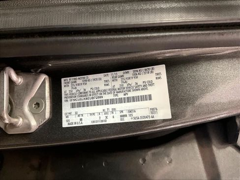 Used 2014 Ford Escape Titanium w/ Equipment Group 401A FWD image 31