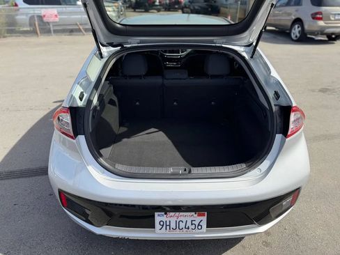 Used 2019 Hyundai Ioniq Electric image 28