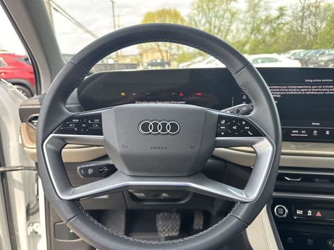 Used 2025 Audi Q5 Premium Plus AWD/4WD image 19