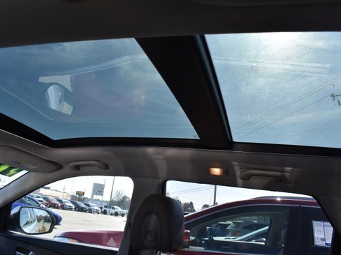 Used 2016 Hyundai Santa Fe Limited w/ Option Group 04 image 28