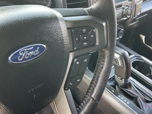 Used 2018 Ford F150 XLT w/ Equipment Group 302A Luxury AWD/4WD image 26